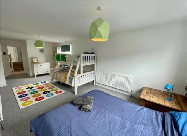 *Family Home In Mumbles. Close To The Beach* Kültér fotó