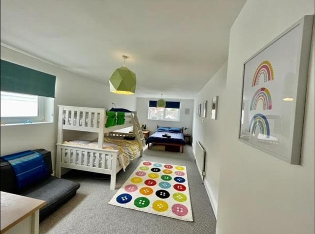 *Family Home In Mumbles. Close To The Beach* Kültér fotó